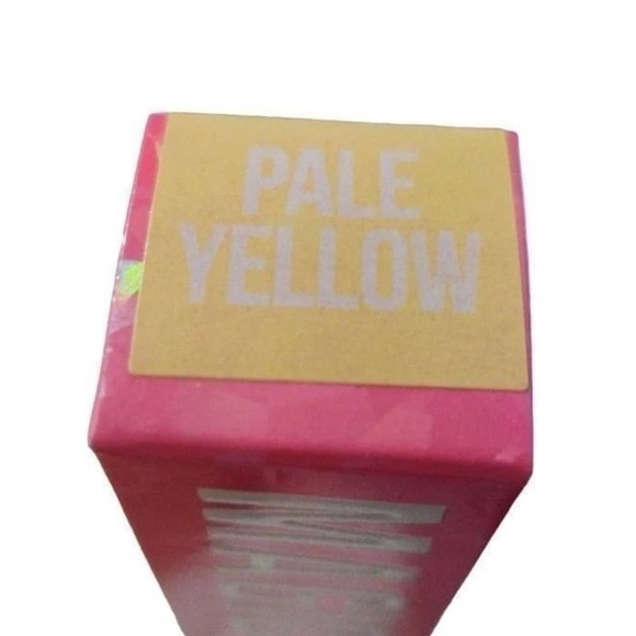 Jeffree Star Magic Star Liquid Concealer - Pale Yellow - Picture 5 of 5